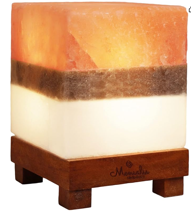
                
                    Load image into Gallery viewer, Monsalis Modern Square Himalayan Salt Lamp
                
            